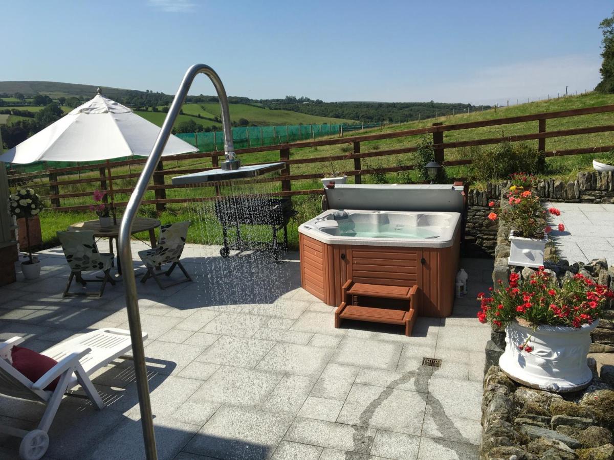 Chalet Free Sauna & Spa Superking Bed Killaloo 외부 사진